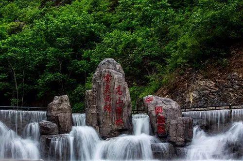 全市“抓城建提品质”第四季度现场“拉练”活动走进五里古街